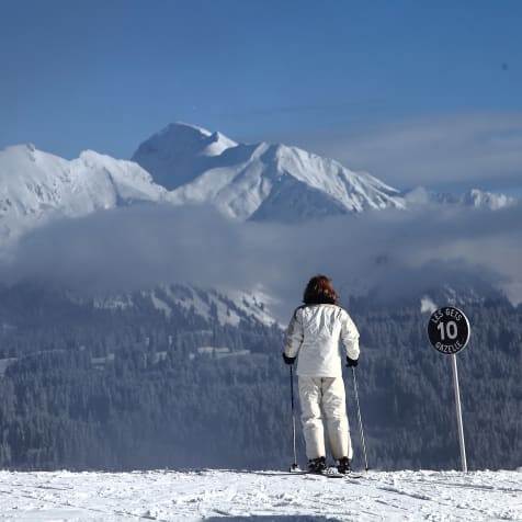Skiing Les Gets